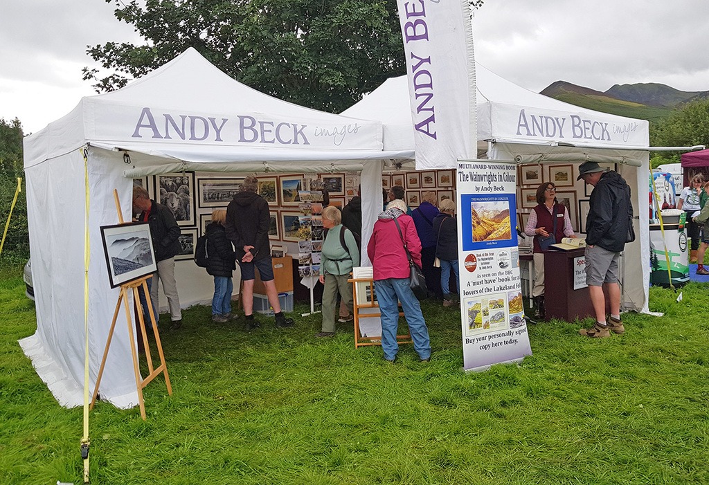 Andy Beck Images busy show stand